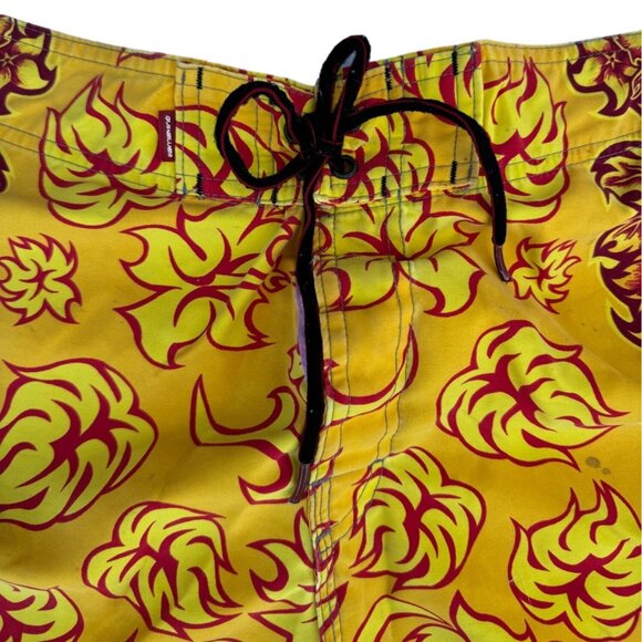 Quiksilver Sz 38 Hawaiian Swim Board Shorts Hibiscus Floral Yellow Orange - Picture 5 of 16